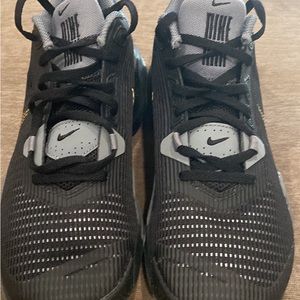 Nike Air Max Impact 3 Black Metallic Gold Mens size 7